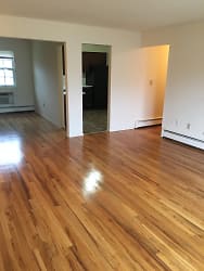 Chesterfield Apartments - Freehold, NJ