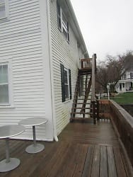 23 Maple St #B - Pepperell, MA