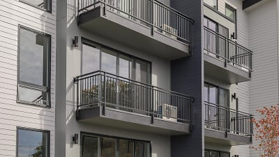 Z Street Lofts Apartments - Vancouver, WA