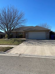 2807 Lindsey Dr - Copperas Cove, TX