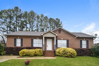 23 Carriage House Rd SW - Bessemer, AL