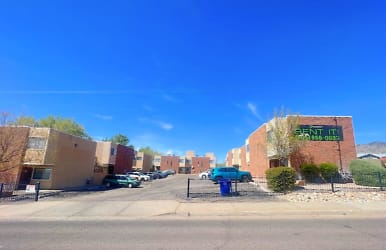 12621 Lomas Blvd NE - Albuquerque, NM