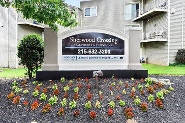 Sherwood Crossing Apartments Townhomes - Philadelphia, PA