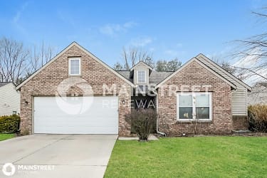 2154 Canvasback Dr - Indianapolis, IN