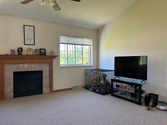 5130 Great Gray Dr unit 5130 - Madison, WI