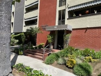 125 W Mountain St #112 - Glendale, CA