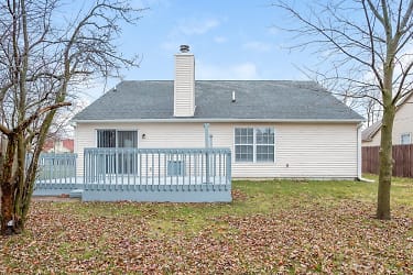 5507 Old Barn Dr - Indianapolis, IN