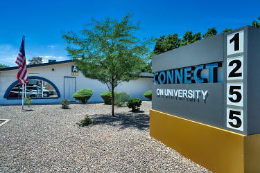 Connect On University Apartments - Mesa, AZ