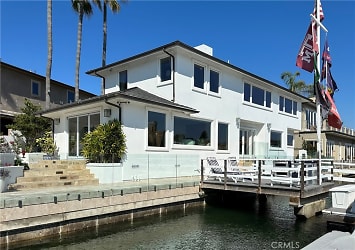 7 Balboa Coves - Newport Beach, CA