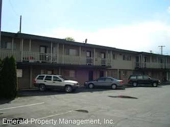 229 S 2nd St - Springfield, OR