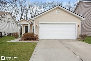 11526 Long Lake Dr. - Indianapolis, IN