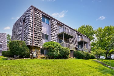 Terra Trace Apartments - Bloomington, IN