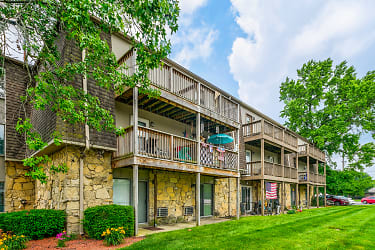 Bloomfield Apartments - Columbus, IN