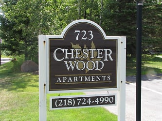 Chesterwood Apartments - Duluth, MN