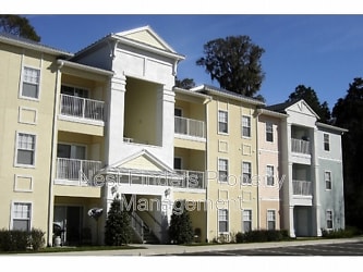 8210 Green Parrot, #305 - undefined, undefined
