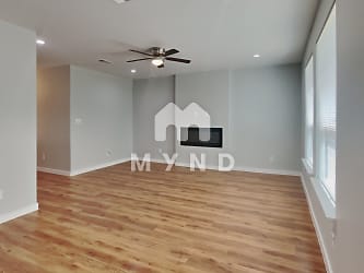 712 Perry Ave - undefined, undefined