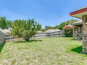 325 Pepperwood St - Coppell, TX
