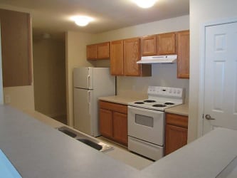 Auburn Trace Apartments - Burlington, NC