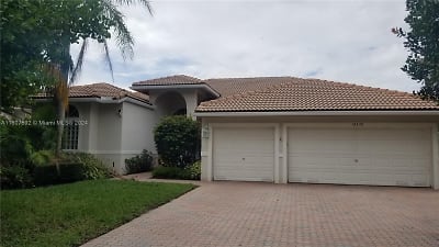 12370 NW 51st St #12370 - Coral Springs, FL