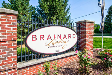 Brainard Landings Apartments - Lincoln, IL