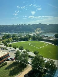320 Fort Duquesne Blvd #20O - Pittsburgh, PA