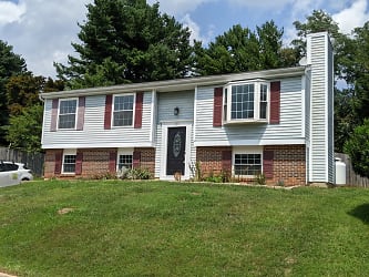 111 Cloverdale Ct - Mount Airy, MD