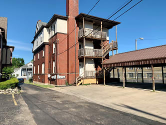 1348 Cleveland Ave NW unit 3 - Canton, OH