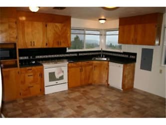 18638 4th Ave SW - Normandy Park, WA