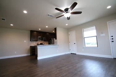 138-140 Crossbow Ct. Apartments - Weatherford, TX