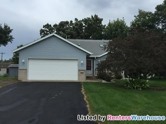 1610 Summit Ave N - undefined, undefined