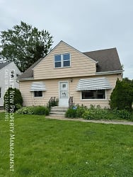 19312 Longview Ave - Maple Heights, OH
