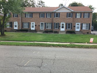 50 N Pershing Ave unit 50 - Akron, OH