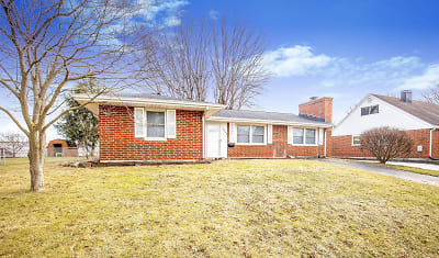 1543 Sioux Dr - Xenia, OH