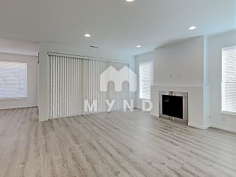 16401 26Th St E - undefined, undefined