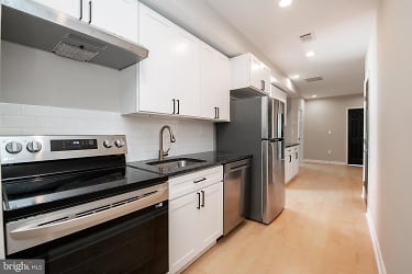 2412 Lakeview Ave unit 2 - Baltimore, MD