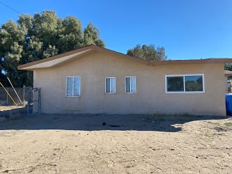 561 Valley Ave unit A - Barstow, CA