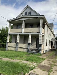 6925 Gertrude Ave unit Up/Rear - Cleveland, OH