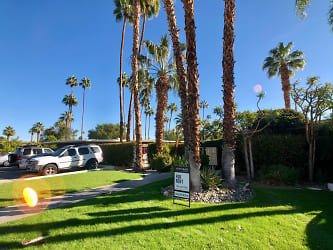 630 S Grenfall Rd unit 08 - Palm Springs, CA