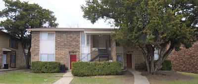 1303 Indian Trail - Harker Heights, TX