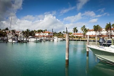 19116 Fisher Island Dr #19116 - Miami Beach, FL