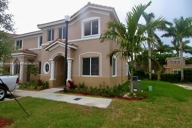1025 SE 24th Terrace unit 1025 - Homestead, FL
