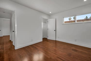 1226 Laurel Ave - West Hollywood, CA