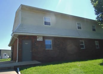 209 Anthony Dr - Maryville, IL