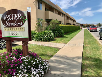633 Archer St - Salinas, CA
