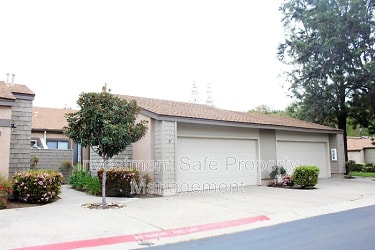 5571 Adobe Falls Rd., #B - San Diego, CA