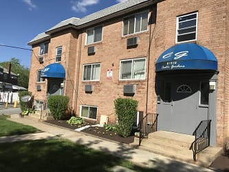 Renshaw Apartments - Chester, PA