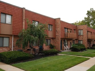 Riverview Condominiums Apartments - Millville, NJ