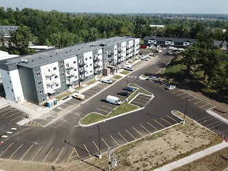 Boulevard Apartments & Townhomes - Marion, IA
