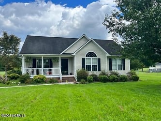 184 Justice Rd - Jacksonville, NC