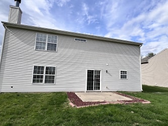 12381 E 131st St - Fishers, IN